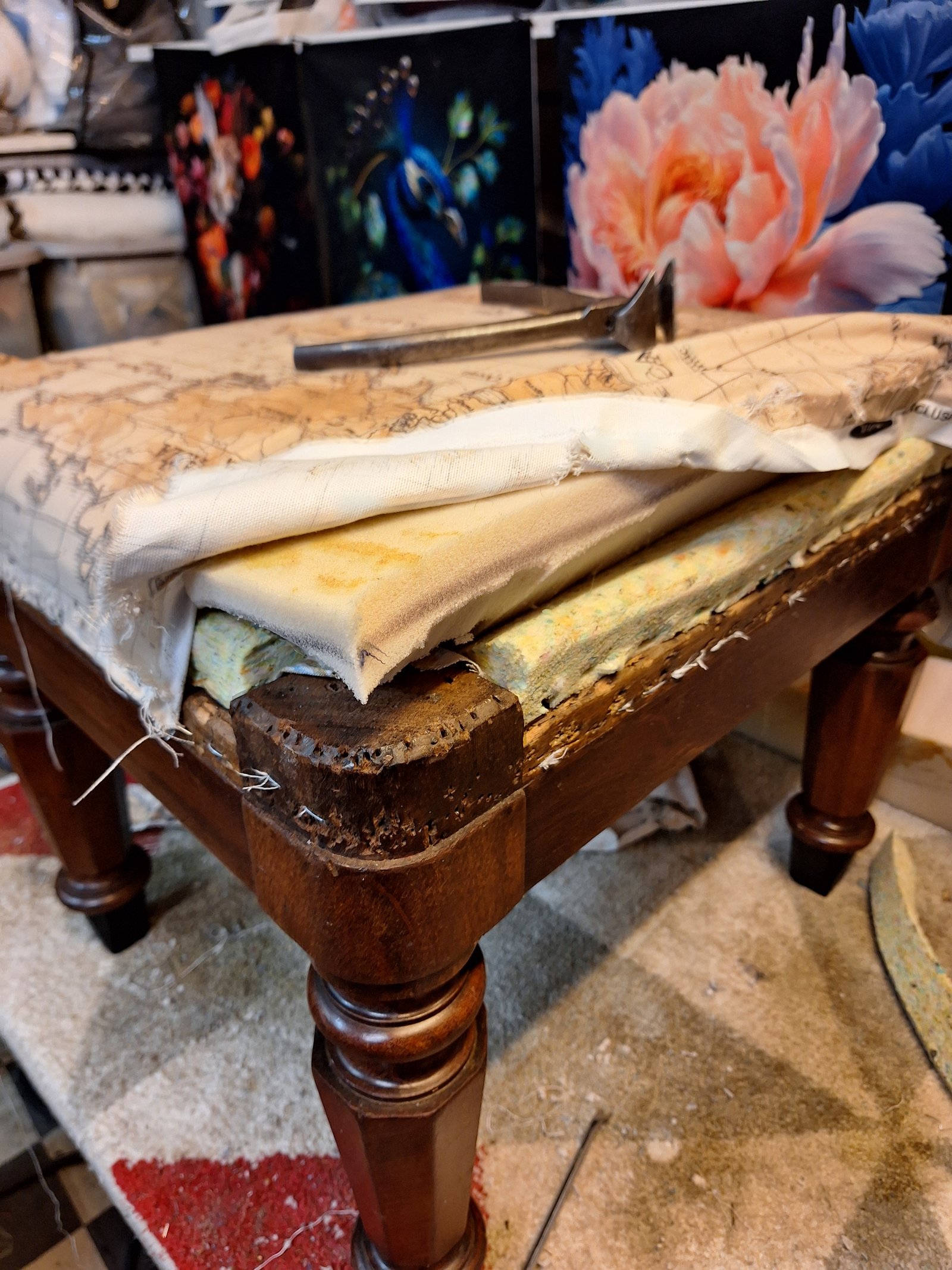 Repose-pied avant restauration